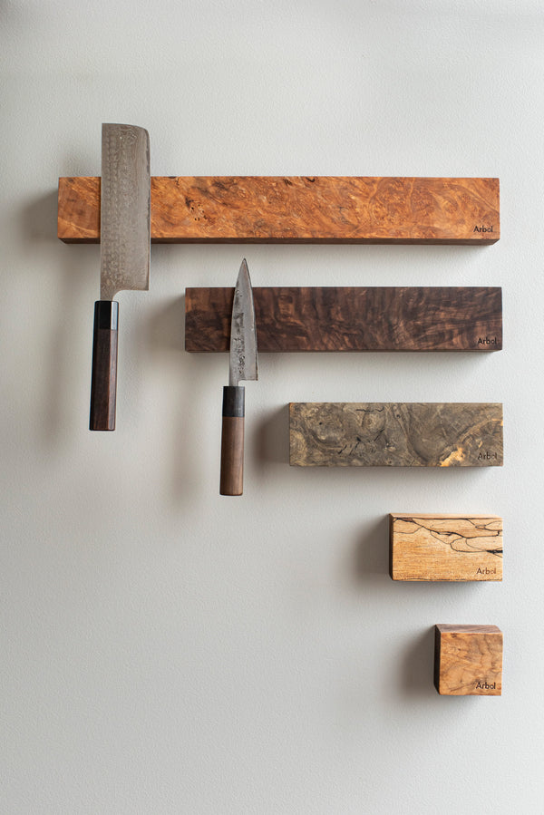 Wall-mounted knife block | Maple burl